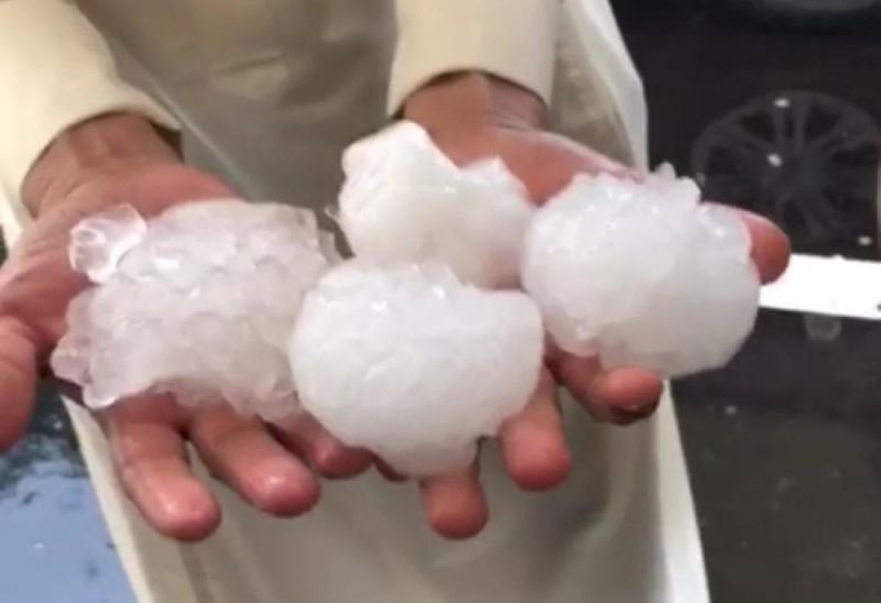 Saudi Arabia: Hailstorms wreak havoc in Madinah