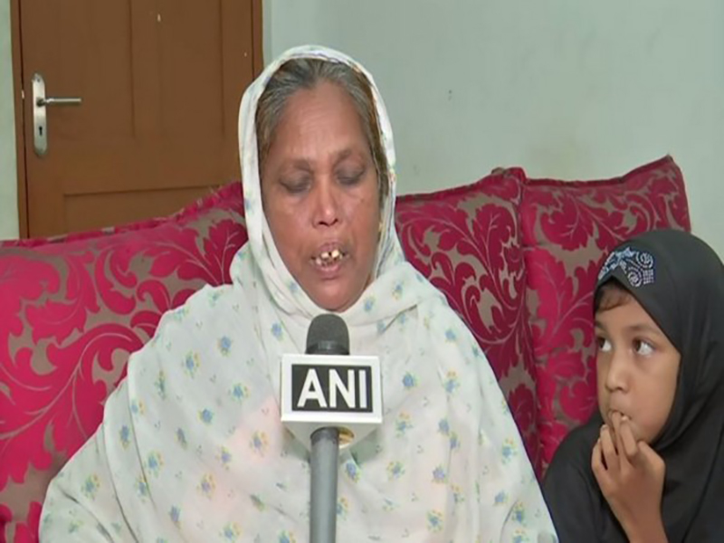 Hyderabad girl stranded in Oman, mother seeks govt help