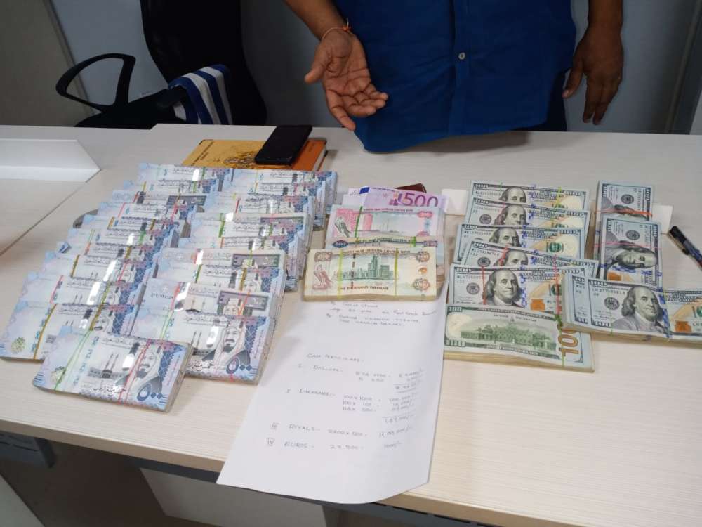 Man arrested with Rs. 2.93 cr worth foreign currency