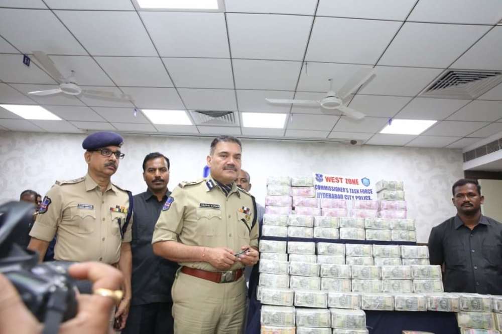 Hawala racket busted, Rs 5 crore cash seized by Hyderabad Cops