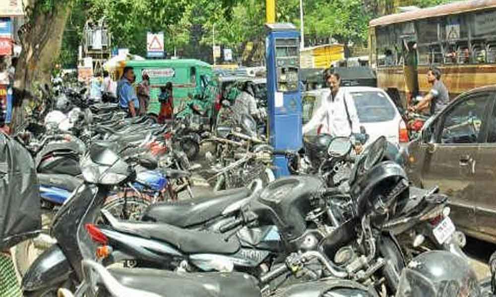 836 unclaimed vehicles to be auctioned in Hyd