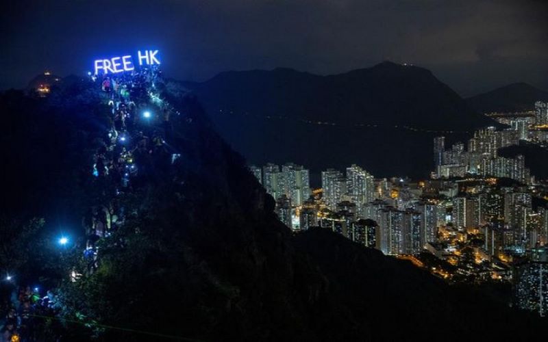 'Free Hong Kong': Protestors use torches, lanterns to light up hillsides