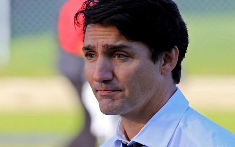 Canadian PM 'deeply sorry' over his brown face makeup photograph