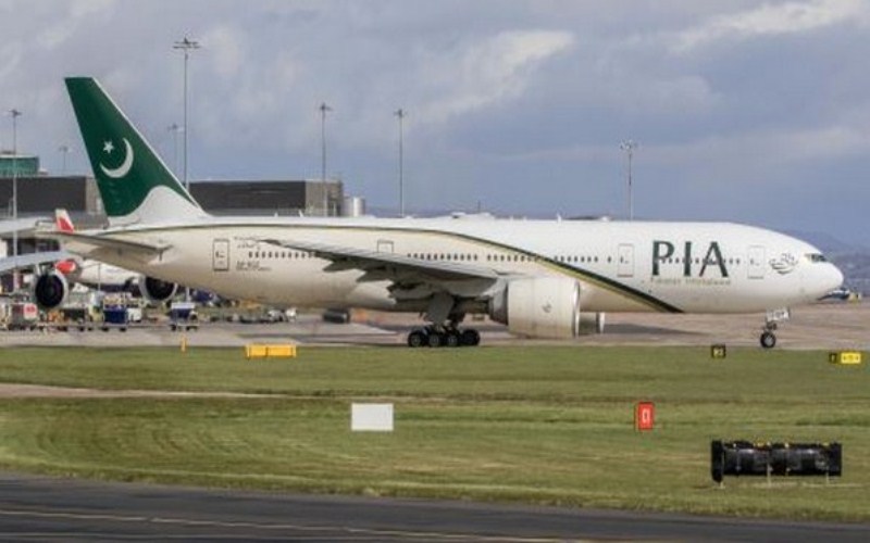 Jeddah-bound PIA flight makes emergency landing at Lahore airport