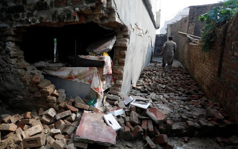 75 people wounded due to fresh aftershocks in PoK