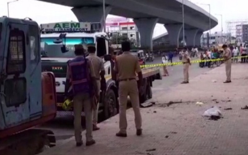 Ragpicker killed in Hyderabad after bag explodes
