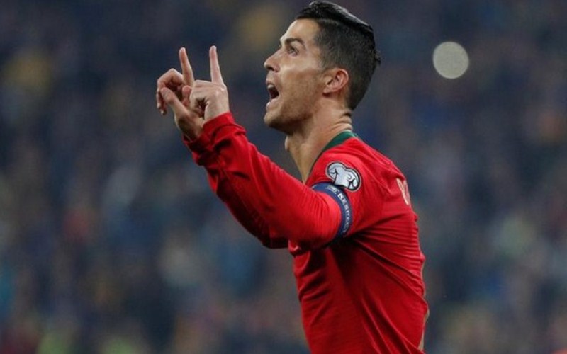 Cristiano Ronaldo registers 700 career goals