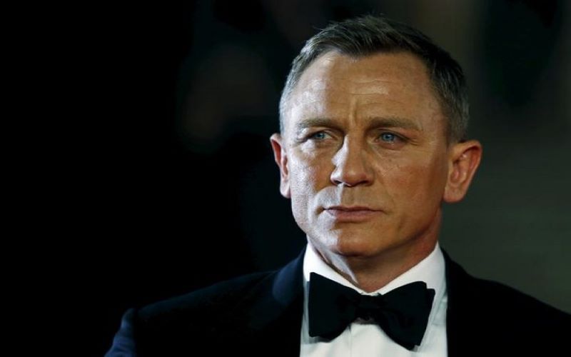 Daniel Craig delivers emotional speech as 'Bond 25' wraps filming