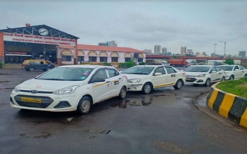 Meru launches cab booking service at Mumbai's CSMT Railway Station