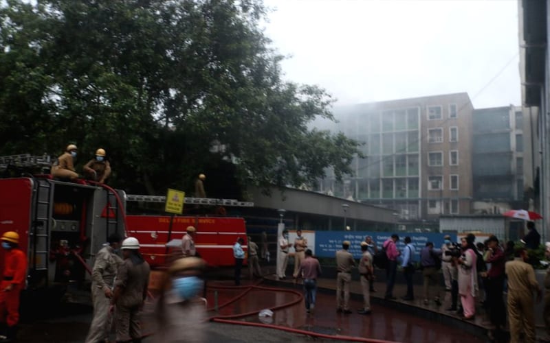 Delhi: Fire at Anaj Mandi