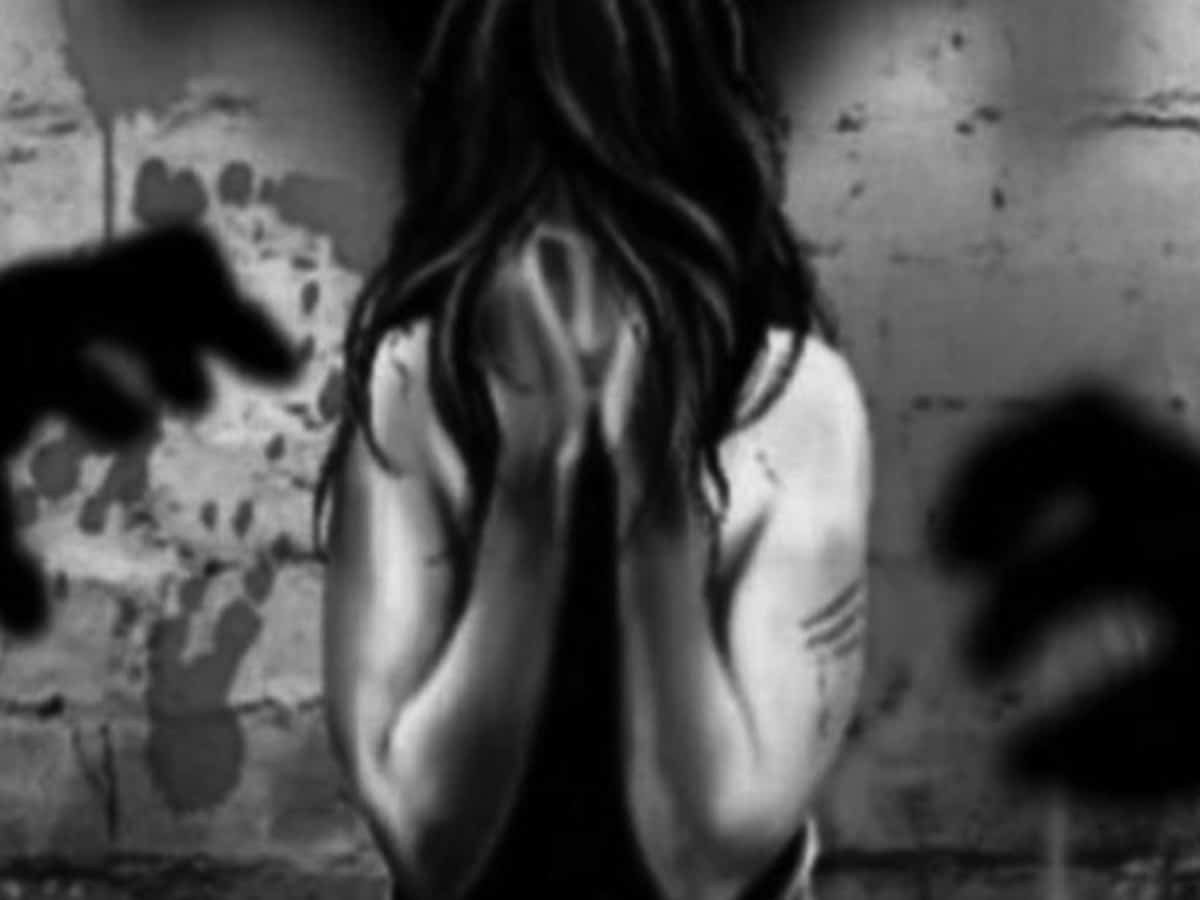 Minor girl gang-raped by 3 men in outskirts of Hyderabad