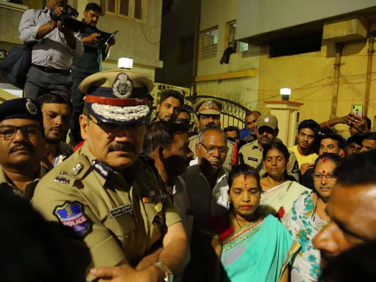 Hyderabad Police Commissioner Anjani Kumar visits Old City
