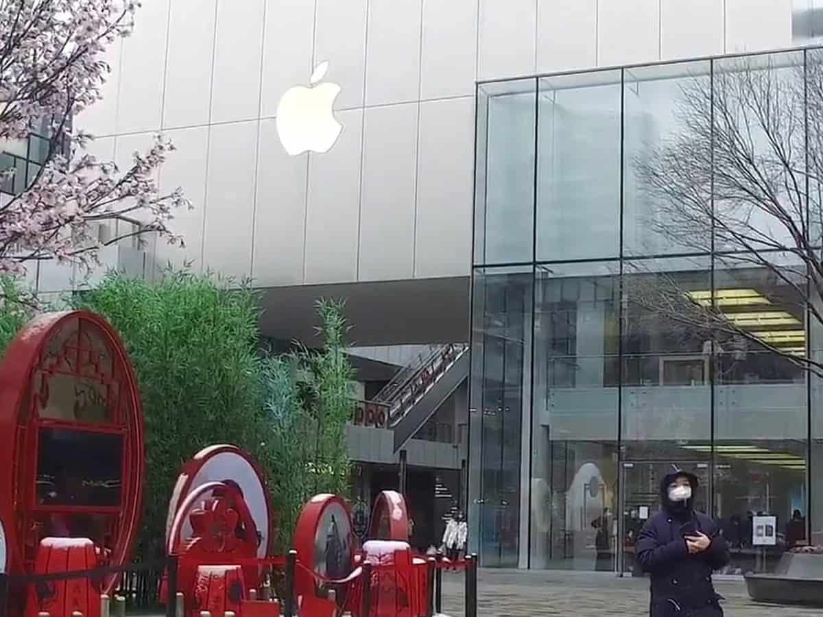 Apple Reopens Beijing Stores for Limited Hours