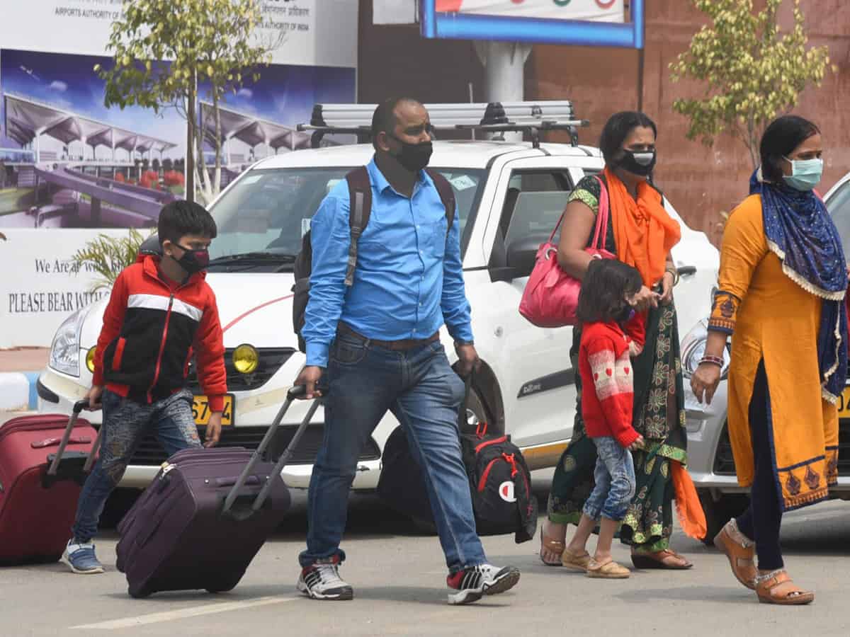 International passengers returning to Hyd defy govt rules