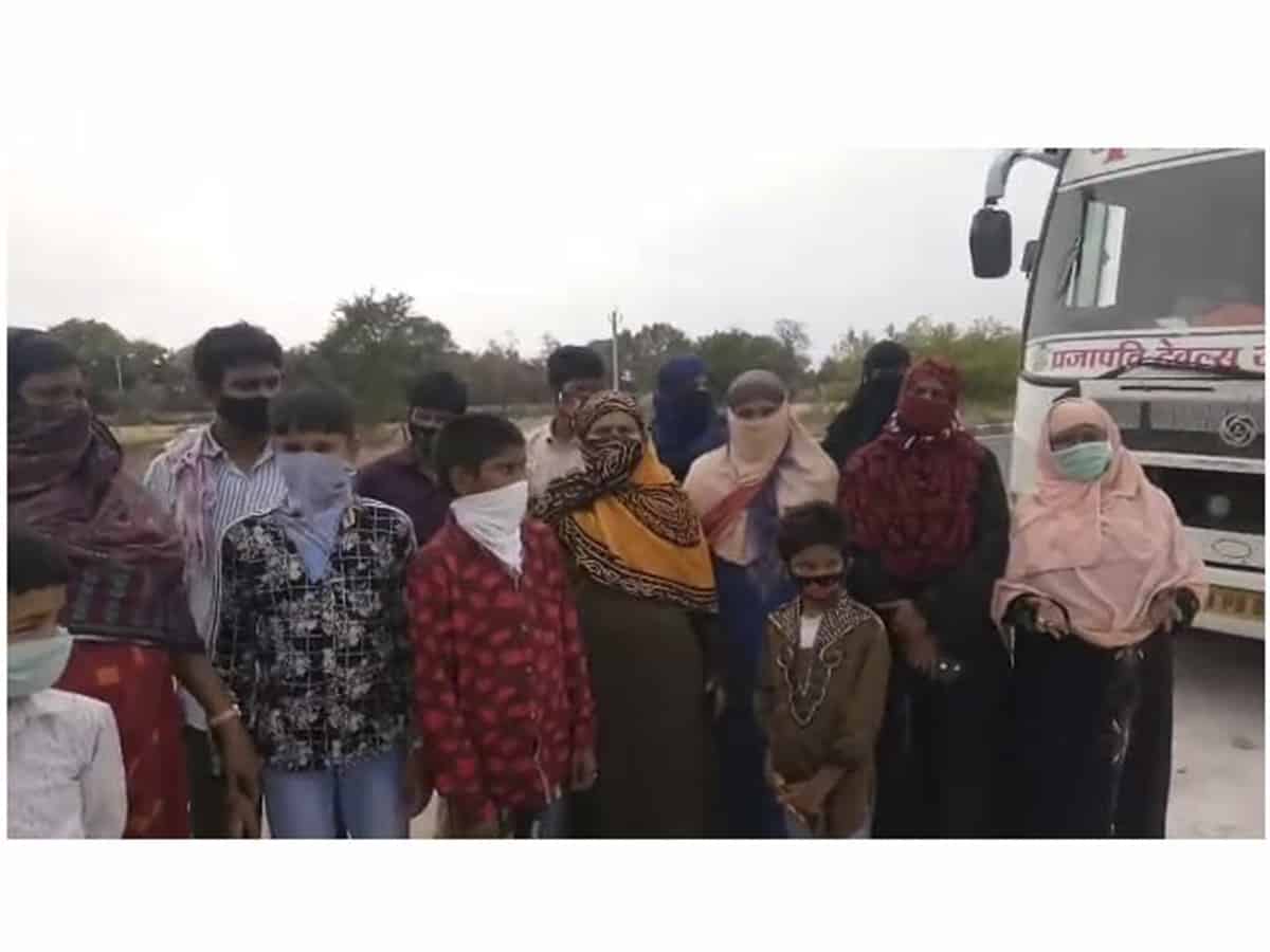 COVID times: Hyderabadi people plea for help at MP border