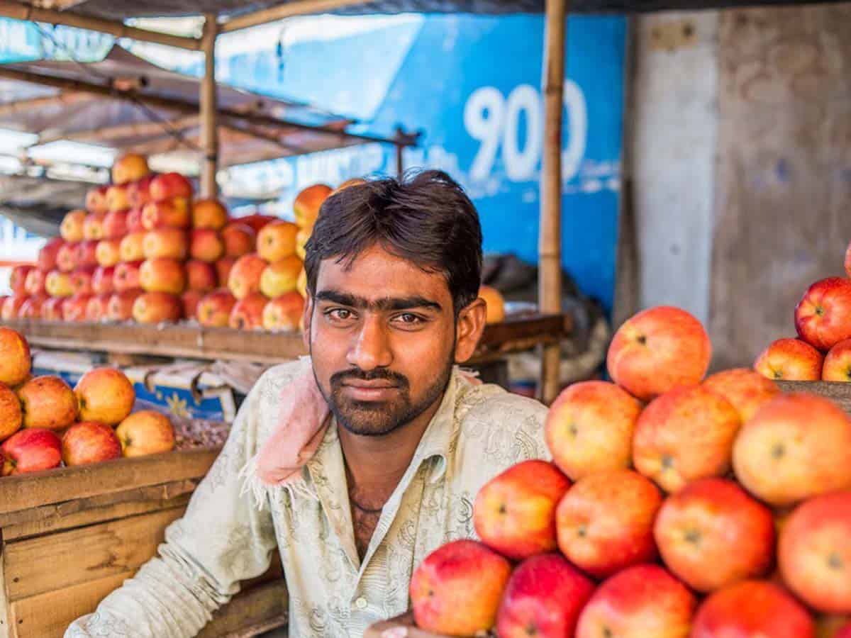 COVID has hit money flow hard; fruit sale has dipped in Ramadan