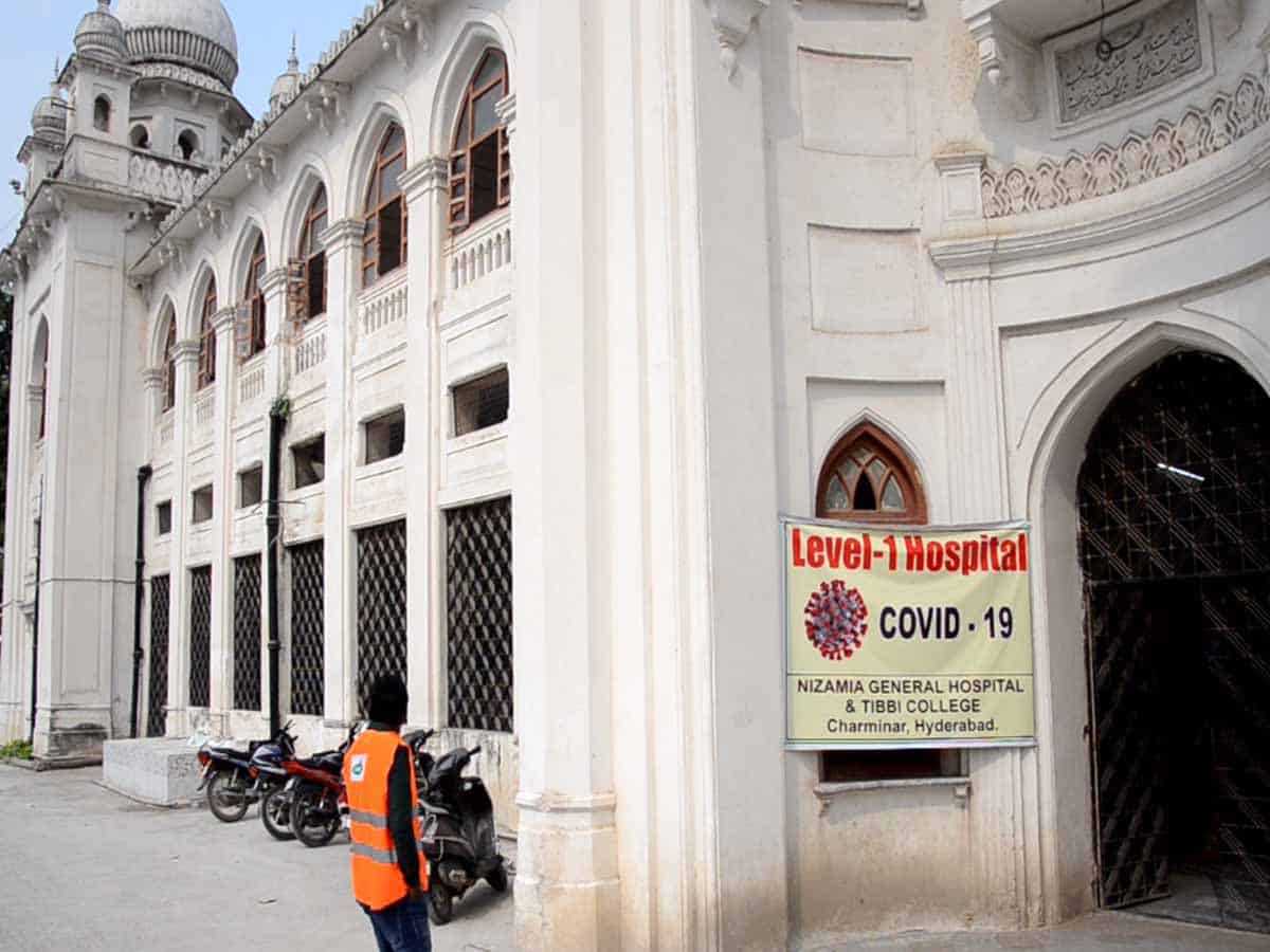 Employee at Charminar Dawakhana tested positive for COVID-19