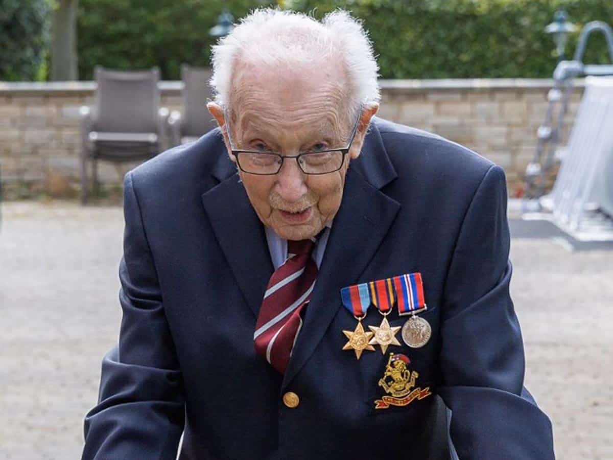 WWII veteran, 99, raises more than £12 mln for UK health workers