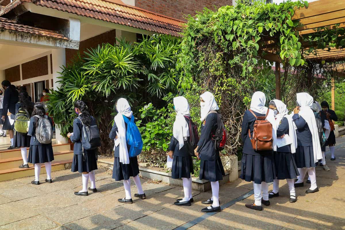 Muslims in TS fare better in school enrollment; no data on dropout rate