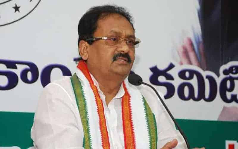 Congress accuses BJP, TRS Govts of helping only rich NRIs