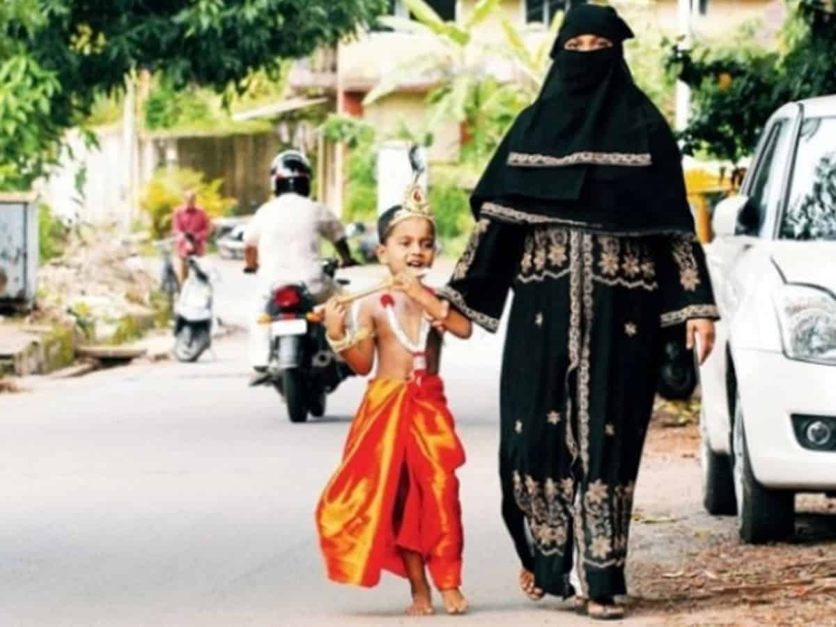 93 pc Muslims view Hindus favourably than other way round: Study