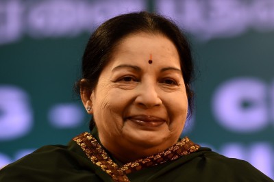 4.3kg gold, 601 kg silver, 8K books in Jayalalithaa's house