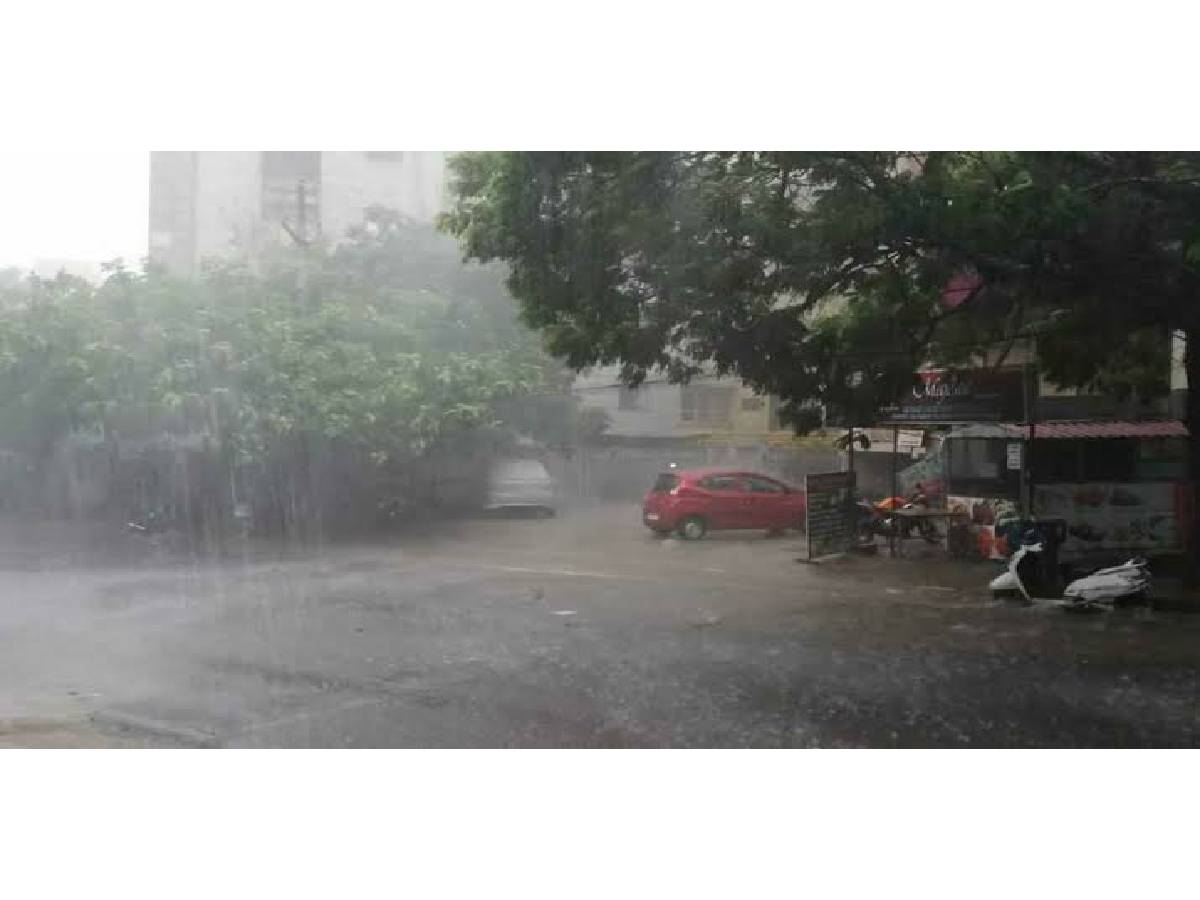 IMD issues yellow alert for heavy rain in Hyderabad