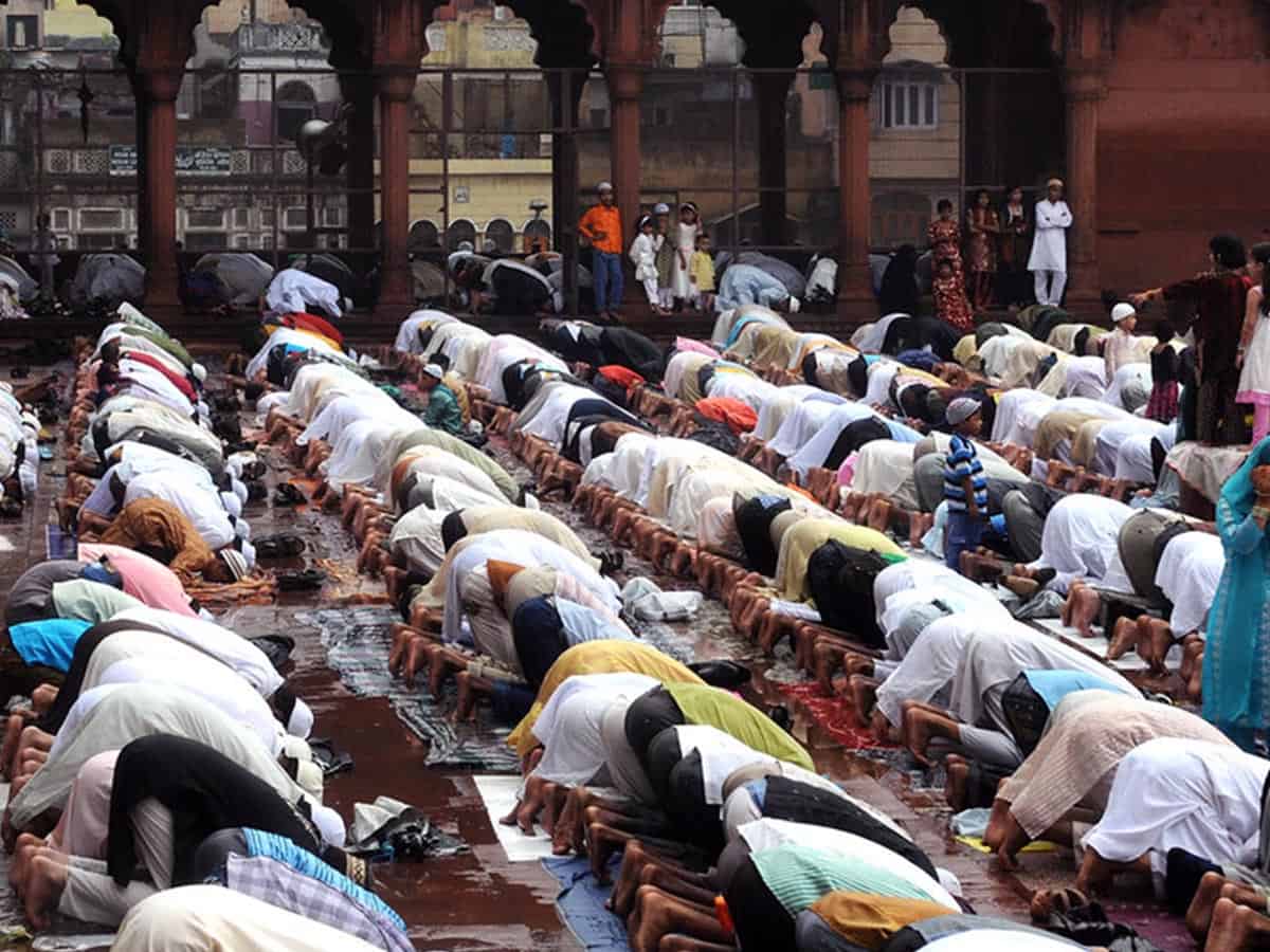 No mass prayers in Eidgah for Bakrid; Up to 50 allowed at a time in mosques: Karnataka govt