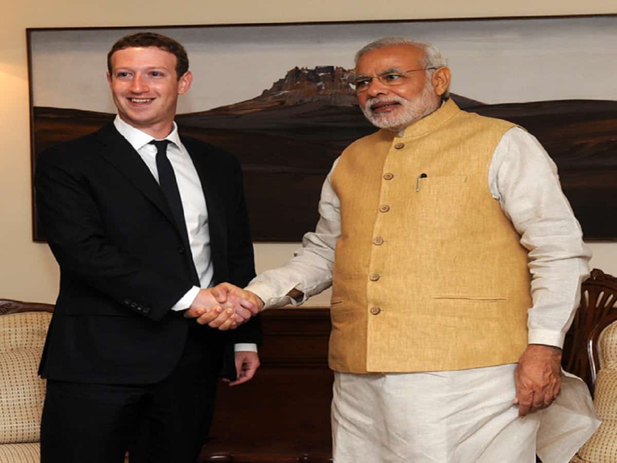Mark Zuckerberg with PM Modi