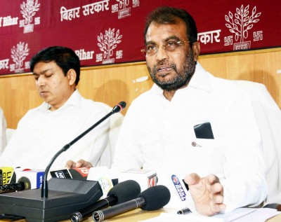 Bihar Minister Shyam Rajak likely to rejoin RJD