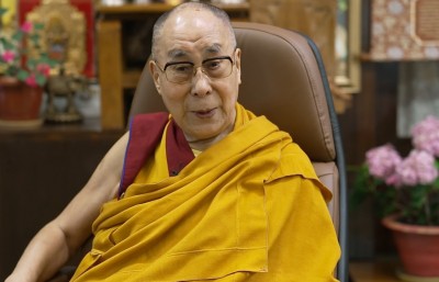 Dalai Lama mourns fellow Nobel laureate John Hume's demise