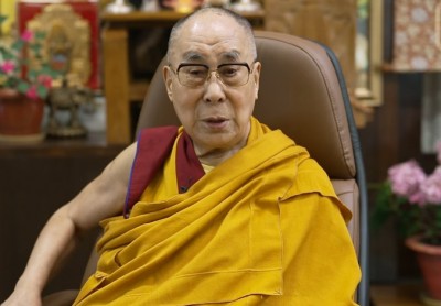 Dalai Lama saddened by Bihar floods, writes to Nitish