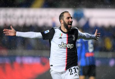 Gonzalo Higuain not planning to leave Juventus