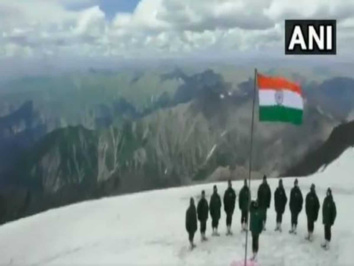 Indian Army personnel celebrate Independence Day in J&K's Gurez sector