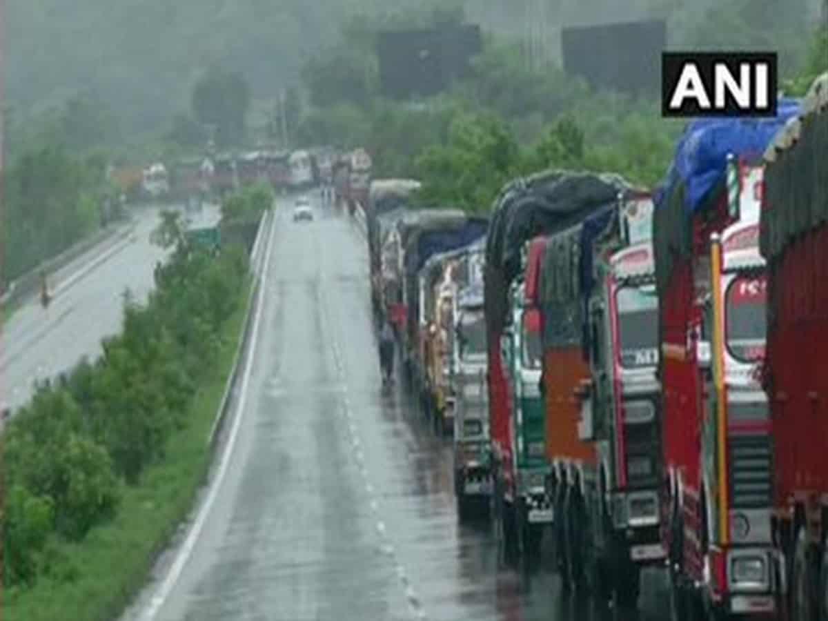 Trucks stuck on Jammu-Srinagar National Highway for past 3 days due to landslides
