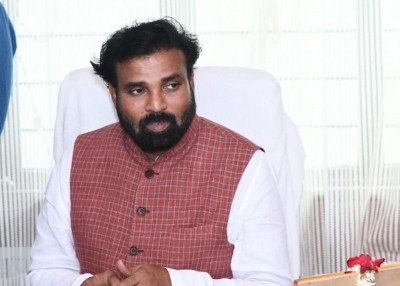Karnataka Health Minister Sriramulu tests Covid positive