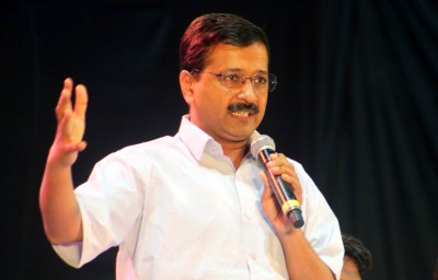 Kejriwal urges Centre to resume Metro services within Delhi