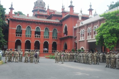 Madras HC sets aside privilege notice to DMK lawmakers
