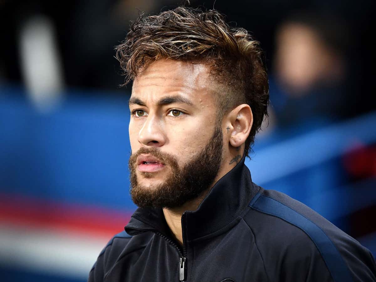 Neymar in danger of missing UCL final after swapping shirts with opponent
