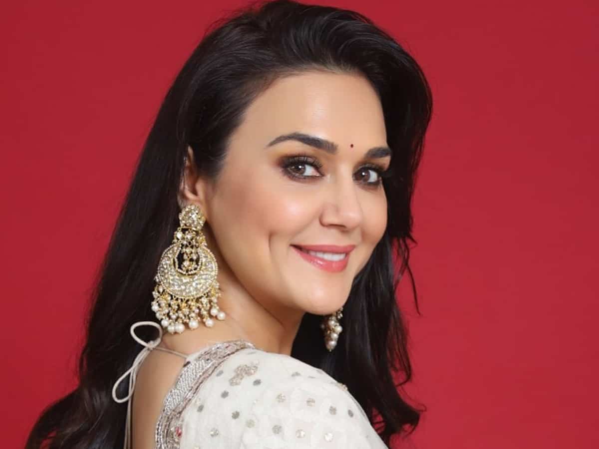 Preity Zinta marks 22 years in Bollywood with video reel