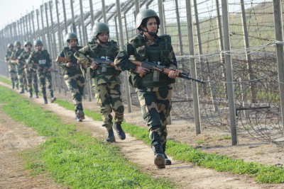Pak resorts to ceasefire violation at LoC in Poonch