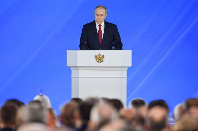 Putin discusses Russians' detention in Belarus with Security Council