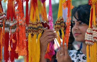 Raksha Bandhan brings cheer back to markets in Agra