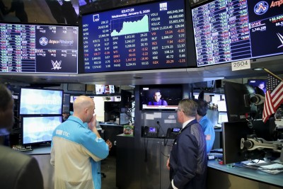 US stocks rise as tech sector leads