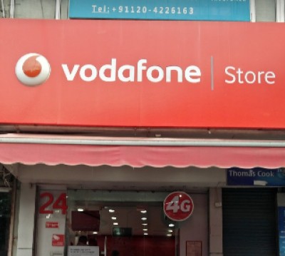 Vodafone Idea's Q1 consolidated net loss rises to Rs 25,460 cr