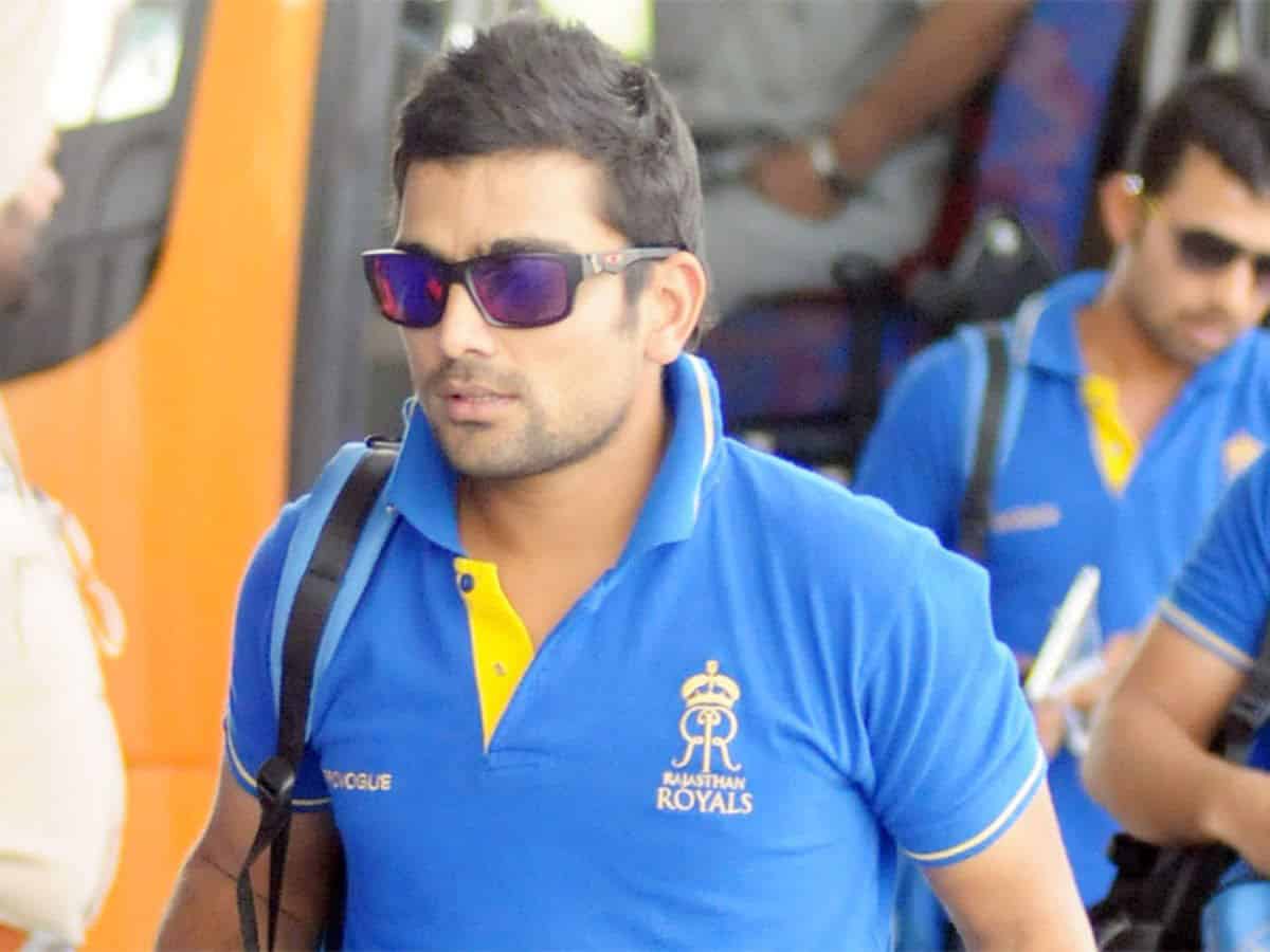 Rajasthan Royals' fielding coach Dishant Yagnik tests positive for COVID-19
