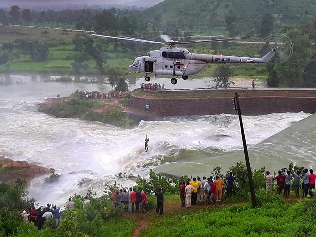 IAF rescues man at Khutaghat Dam in Chhattisgarh