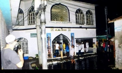 17 killed as air conditioners explode in Bangladesh mosque (2nd Ld)