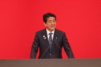 Abe explains decision to step down in talks with UN chief