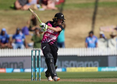 Aus vs NZ: Amy Satterthwaite's 100th T20I on plate